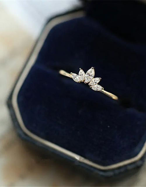 Load image into Gallery viewer, Adorable  Crown Rings
