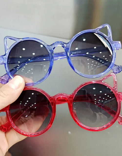 Load image into Gallery viewer, Kids&#39; Vintage Sunglasses
